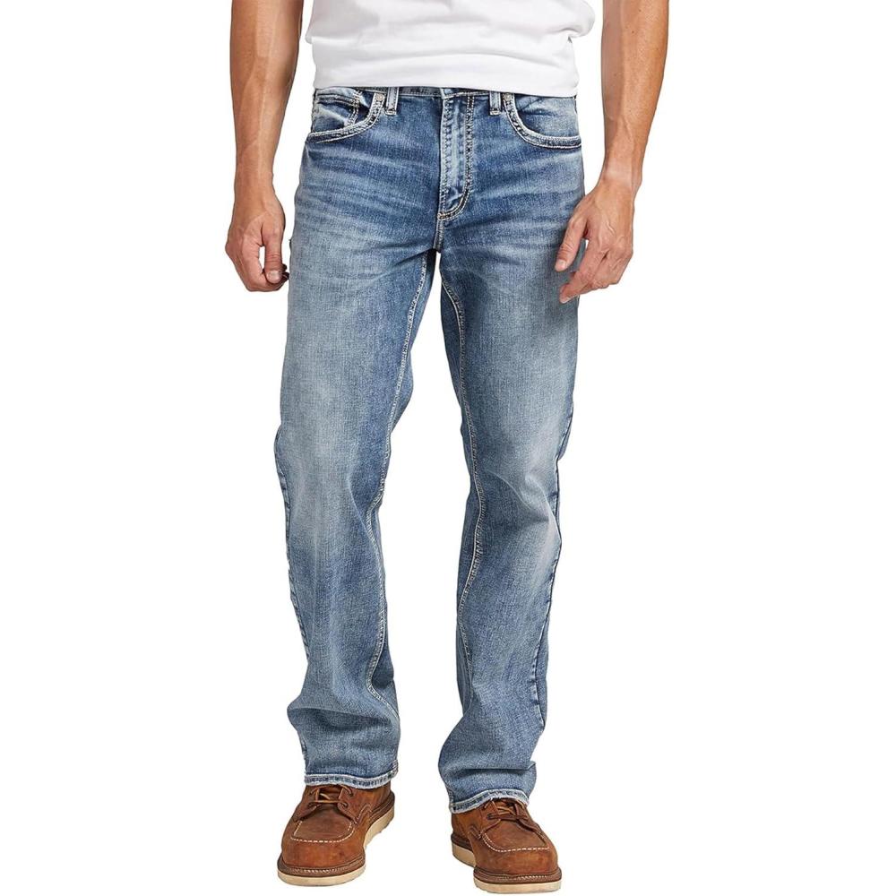 image:imageSilver Jeans Co Mens Zac Relaxed Fit Straight Leg Jean LegacyMed Wash Sdk241