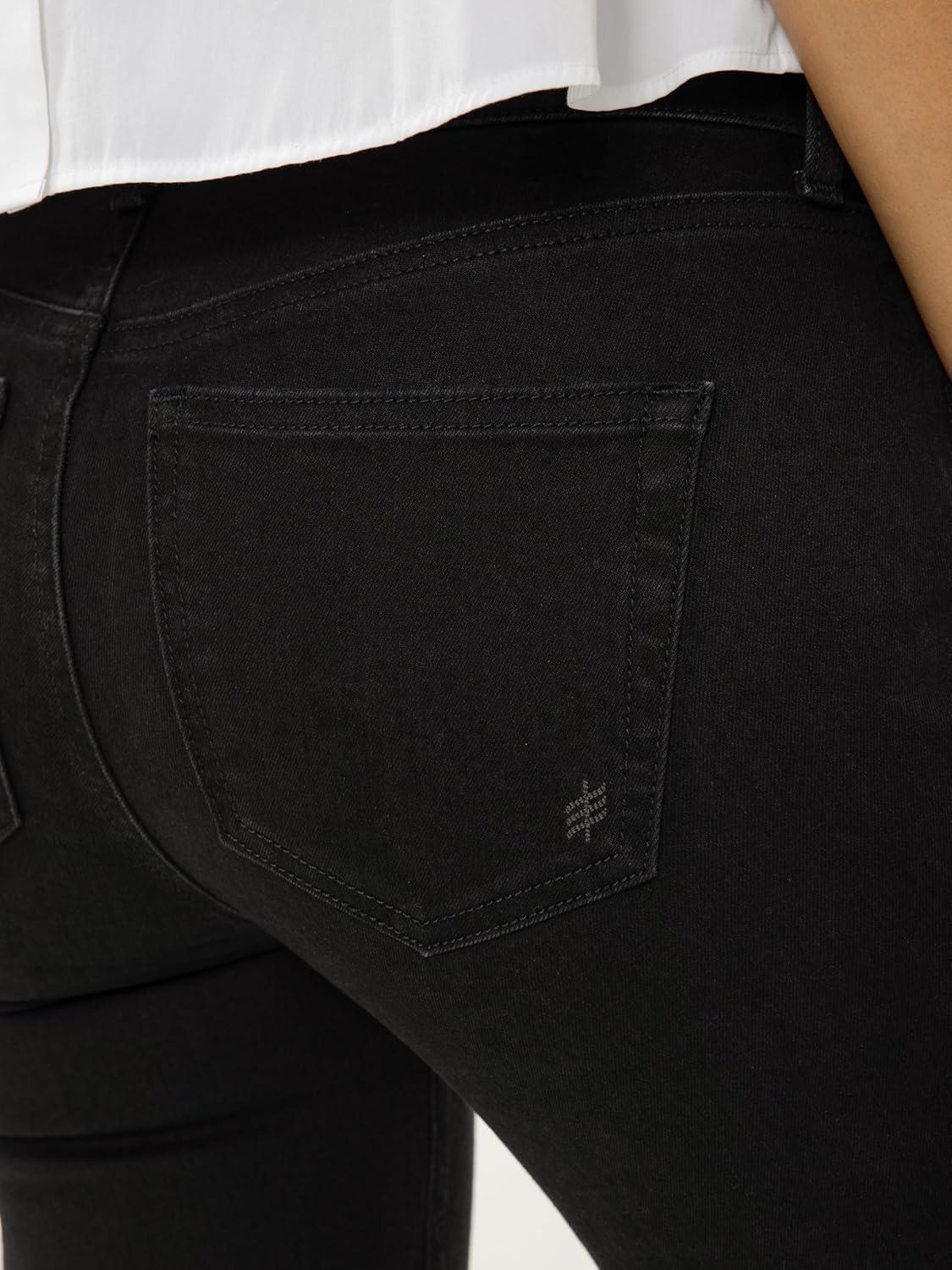 image:imageSilver Jeans Co Womens Suki Curvy Fit Mid Rise Capri JeanBlack