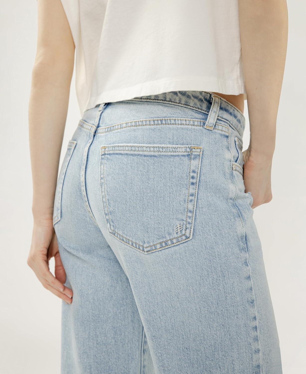 image:imageSilver Jeans Co Womens Loose amp Low Rise Straight Leg JeansBarefoot